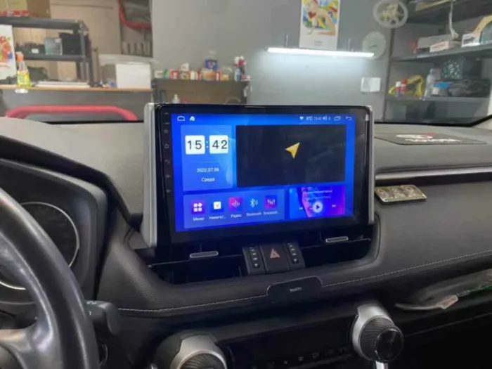 Магнитола для Toyota Rav4 2019+ Parafar на Андроид 14 PF568THD