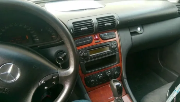 Магнитола для Mercedes-Benz C 2002-2004 / CLK 2002-2006 W203 / W209 Parafar на Андроид 14.0 PF205THD