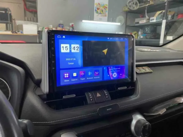 Магнитола для Toyota Rav4 2019+ Parafar на Андроид 14 PF568KHD