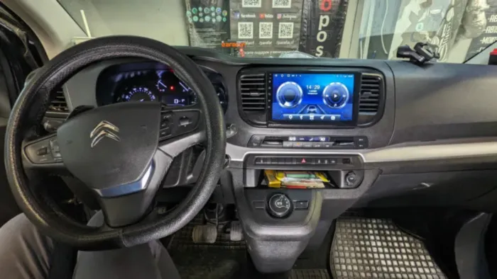 Магнитола для Peugeot Expert 2016+/Traveller 2016+ и Citroen Dispatch 2016+/Jumpy 2016+/Spacetourer 2016+/Opel Vivaro 2020/Opel Vivaro 2020 Parafar (cо встроенным модулем для подключения камер 360) на Андроид 13.0 PF555XHD3607