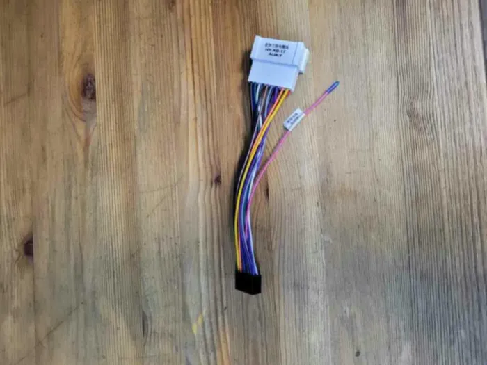 Магнитола для Hyundai Tucson 2006-2013 серебристая Parafar на Андроид 10.0 PF886LUX1TRG