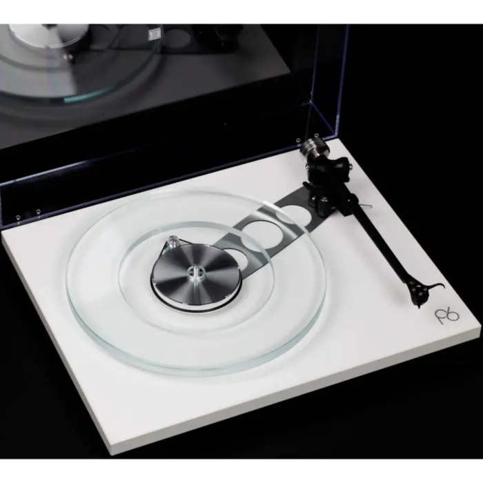 Rega Planar 6 (Ania Pro) Matt White