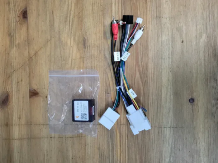 Магнитола для Toyota Prius 2002-2009 Parafar на Андроид 14.0 PF890THD