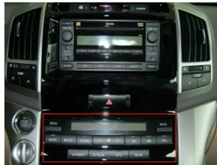 Магнитола для Toyota Land Cruiser 200 2007-2015 Parafar (cо встроенным модулем для подключения камер 360) на Андроид 13 PF381XHD360