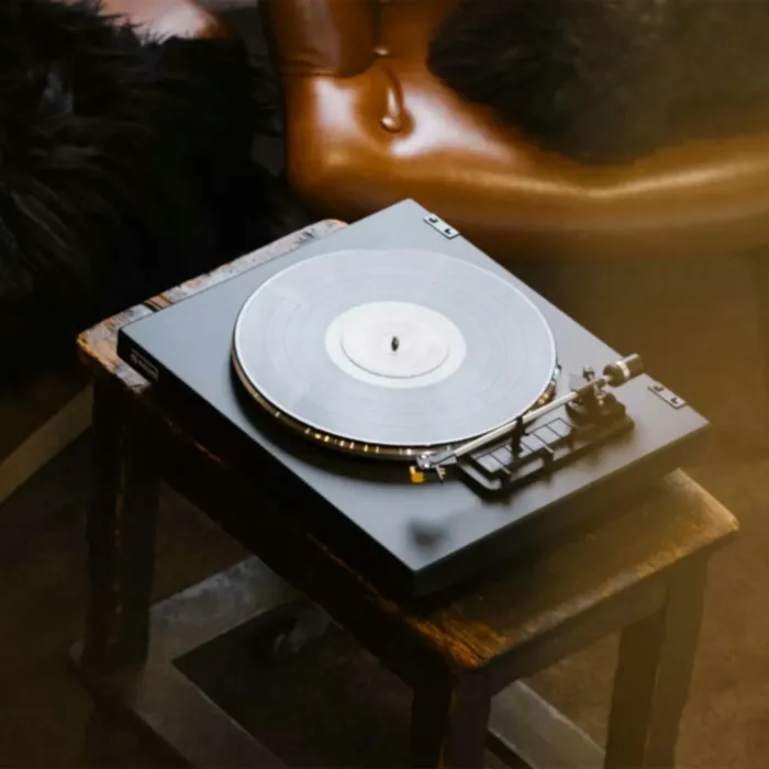 Rekkord Audio F300 Black AT91