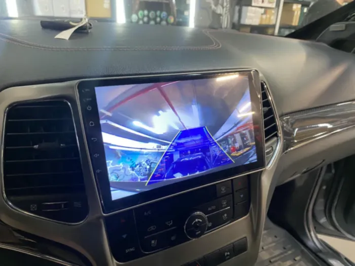 Магнитола для Jeep Grand Cherokee 2008-2012 Parafar на Андроид 14.0 PF088LUX1THD