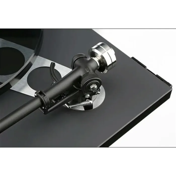 Rega Planar 6 (Ania Pro) Black