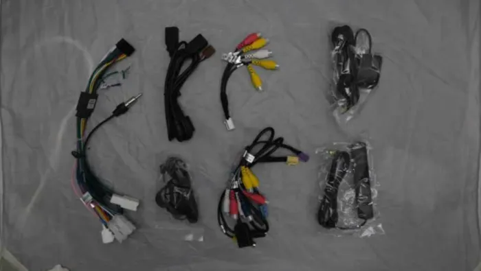 Магнитола для Toyota Camry v40 2006-2011 c DVD Parafar на Андроид 14.0 PF064THDDVD