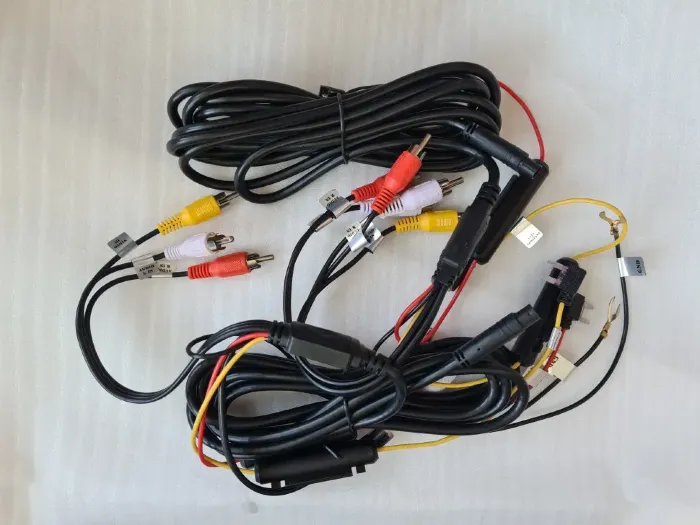 Комплект навесных мониторов 11.6" ERGO LC200