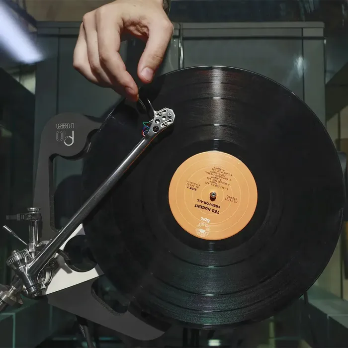 Rega Planar 10 Black