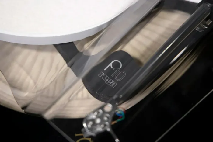 Rega Planar 10 Black