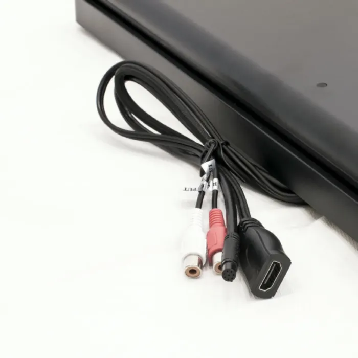 AVEL AVS1920MBL + Xiaomi Mi TV Stick + AV1252DC