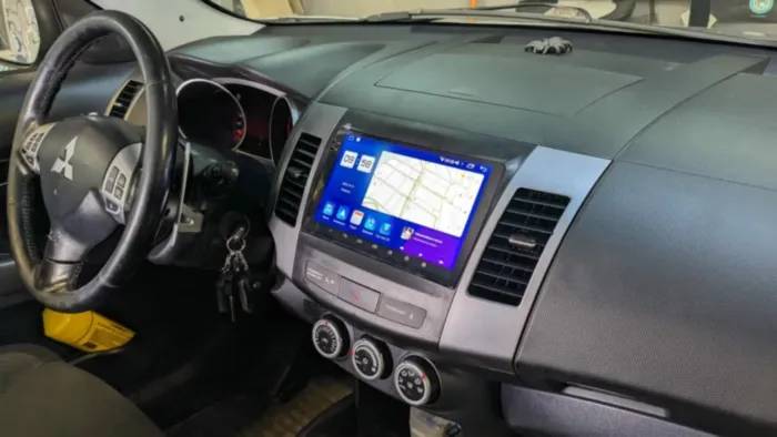 Магнитола для Mitsubishi Outlander XL 2006-2012 Parafar (cо встроенным модулем для подключения камер 360) на Андроид 13.0 PF056LUX1U2K360