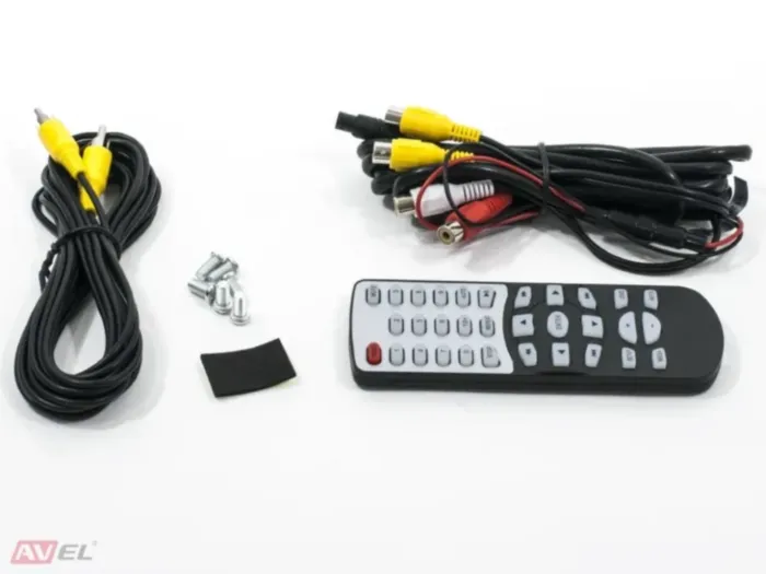 AVEL AVS1717MBL + Xiaomi Mi TV Stick + AV1252DC