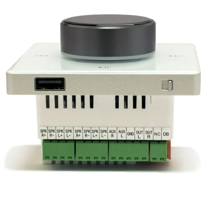 AVEL AVS140 + 2xAVS650MSP + AV10AC