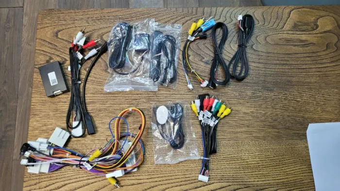 Магнитола Parafar для Toyota Land Cruiser 2016-2021 5.7 VXR, 360, JBL память 6/128 Гб экран 13" на Андроид 13.0 PF567L13 встроенный 360