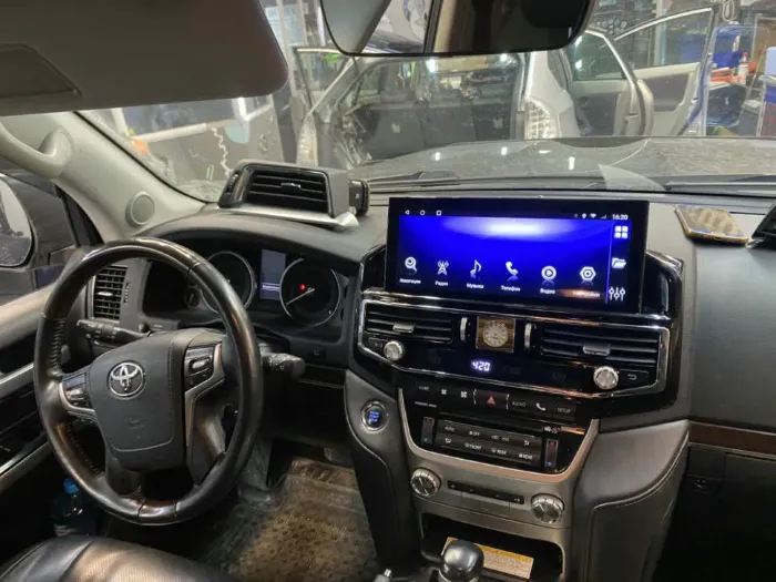 Магнитола для Toyota Land Cruiser 200 2016-2020 в стиле Lexus 5.7L VXR, 360, JBL Parafar на Андроид 13.0 PF567L12