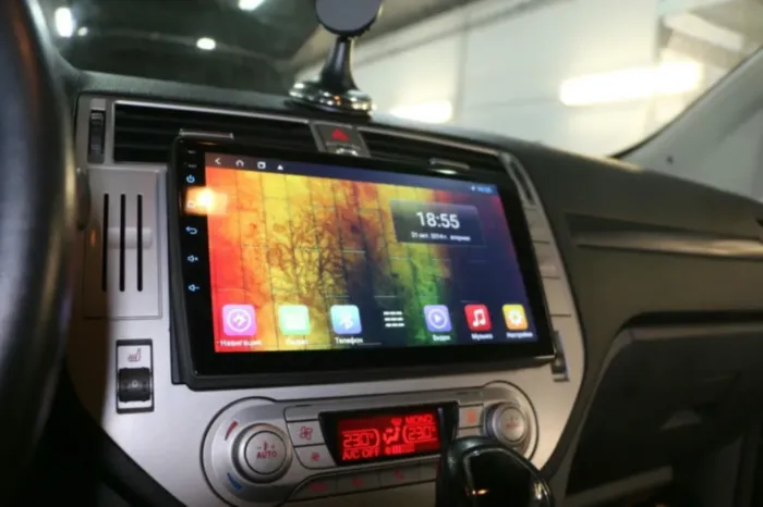 Магнитола для Ford Focus 2005-2008 Parafar (cо встроенным модулем для подключения камер 360) на Андроид 13.0 PF149LUX1XHD360