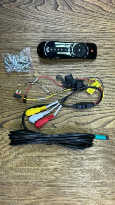 Потолочный монитор Parafar 21,5", Android 9.0, 3+32Гб, с кабелем USB/TF/HDMI, серый цвет PFTech215grey