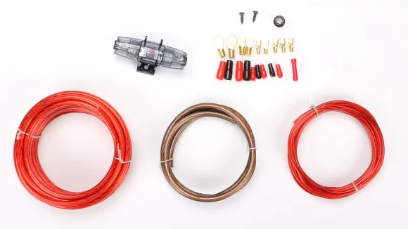 УРАЛ МОЛОТ К-МТ8 Профессиональный комплект кабелей и аксессуаров для установки автомобильного усилителя