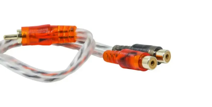AMP M-1M2F RCA-Разветвитель 1ПАПА-2МАМА