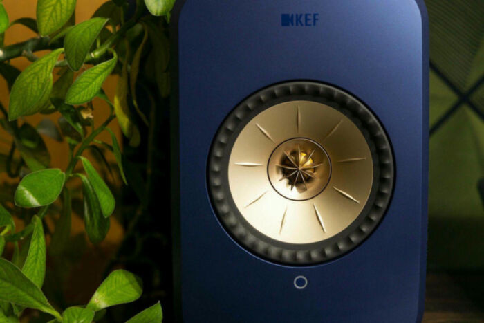 KEF LSX II Cobalt Blue + S1 Floor Stand