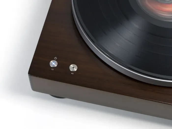 Music Hall Classic Turntable Spirit walnut