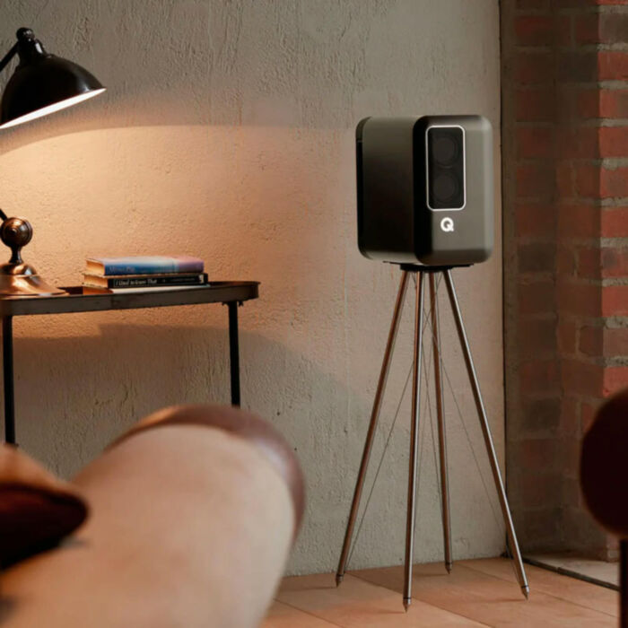 Q Acoustics Active 200 Black