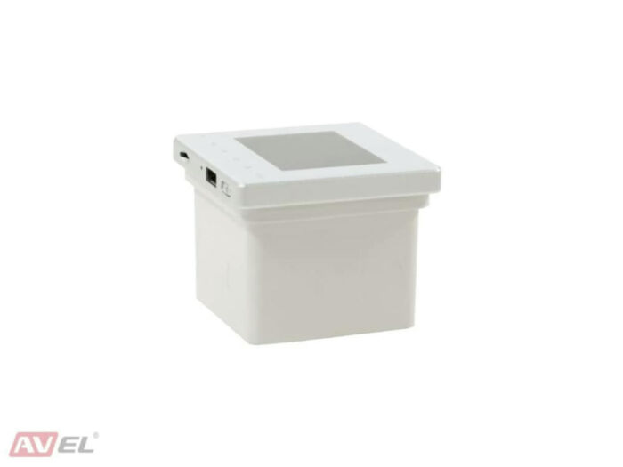 AVEL AVS135 + 2xAV607CS + AV10AC