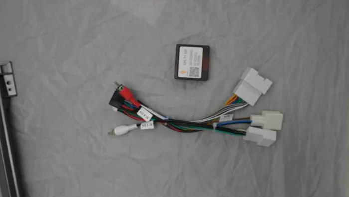 Магнитола для Toyota Land Cruiser 100 2003-2008 Parafar на Андроид 14.0 PF452KHD