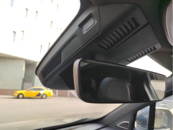 RedPower DVR-GL12-G для Geely Okavango с ассистентом