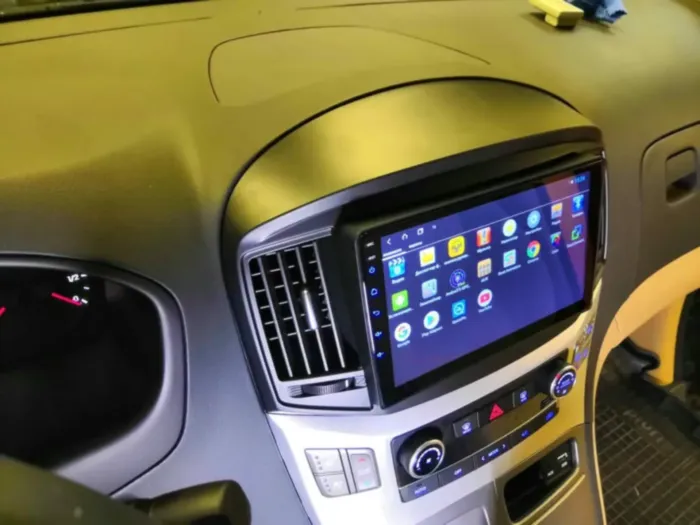 Магнитола для Hyundai H1/Starex 2016+ Parafar (cо встроенным модулем для подключения камер 360) на Андроид 13 PF586XHD360