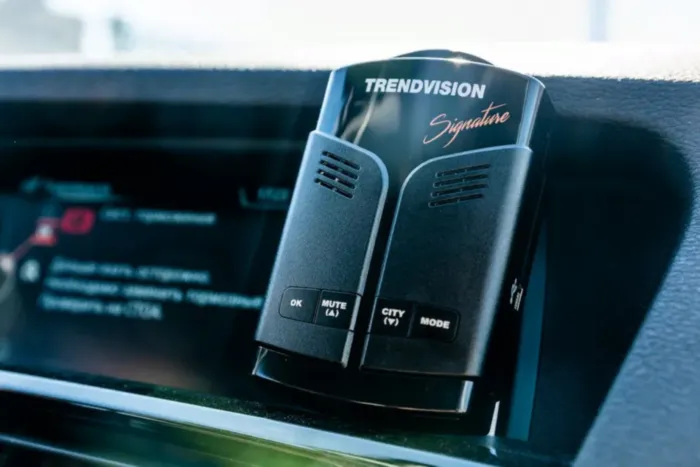 TrendVision DRIVE-700 Signature