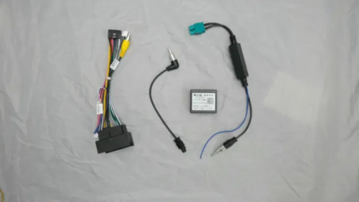 Магнитола для Skoda Superb 2008-2015 Parafar (cо встроенным модулем для подключения камер 360) на Андроид 13.0 PF938LUX113u2kAIR360