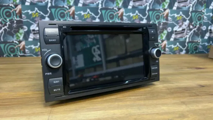 Parafar для Ford Kuga, Fiesta, Focus, Mondeo на Android 7.1.2 PF149K