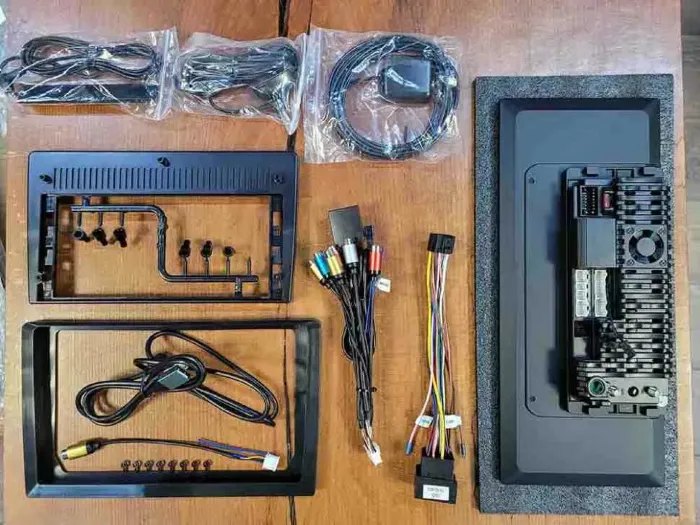 Магнитола универсальная под 1 дин для установки планшета 9 дюймов Parafar NEO в стиле AUDI на Андроид 10.0 PF180LUX1NRGAm