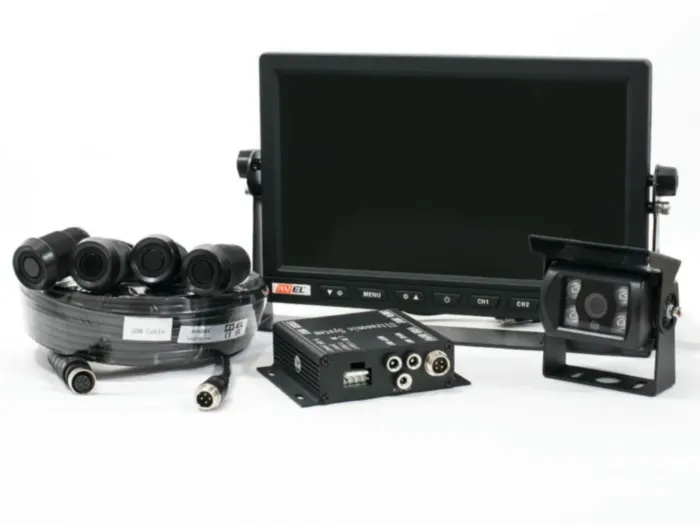 AVEL AVS4711TM(AHD) + AVS407CPR01 + PS-06V + 2 x AVS20CC 4pin